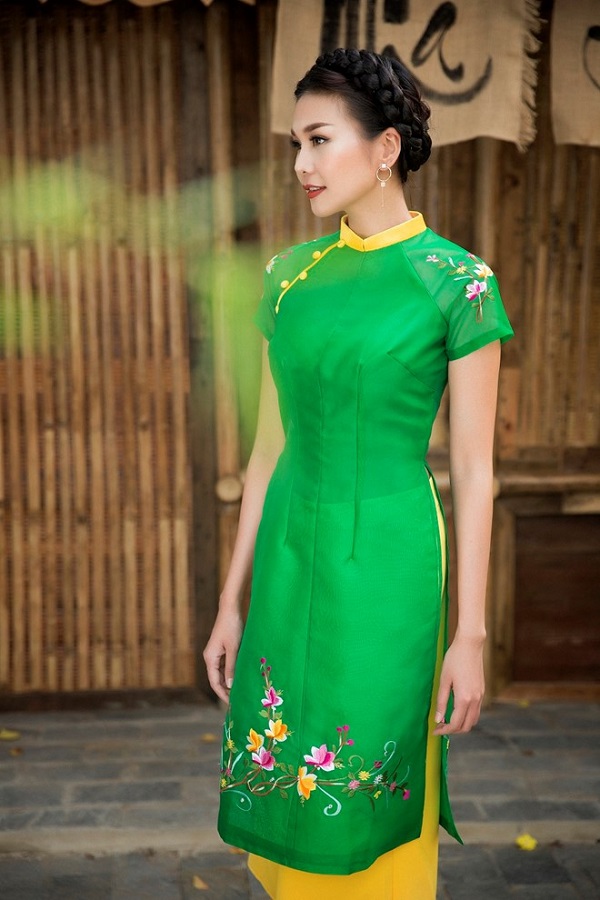 Siêu mẫu Thanh Hằng “bật mí” cách chọn áo dài đón Tết - Hình 9