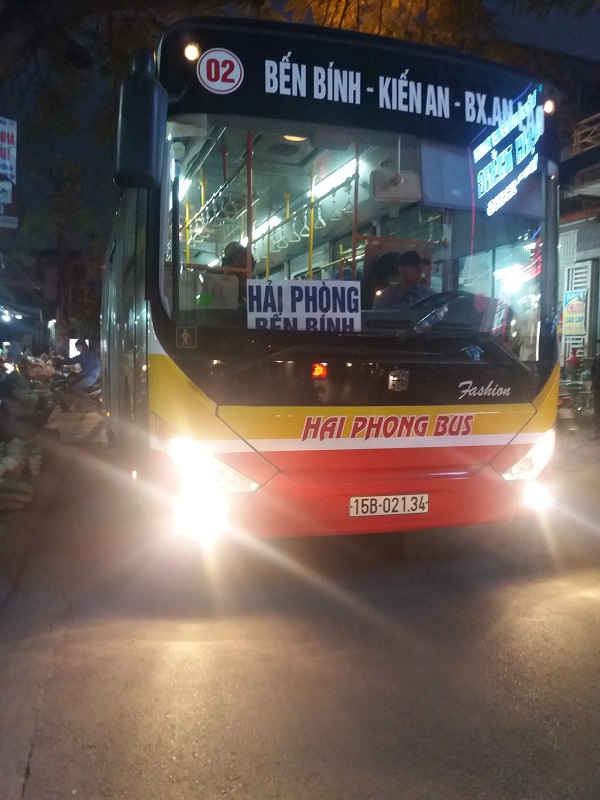 Vụ xe buýt Hải Phòng ngang nhiên vào đường cấm: Do Cảnh sát giao thông điều động?