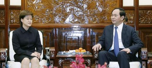 Chủ tịch nước Trần Đại Quang tiếp Đại sứ Singapore