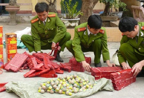 Hưng Yên tăng cường quản lý pháo dịp Tết Nguyên đán 2017