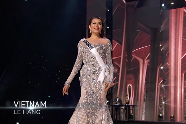Lệ Hằng “lộng lẫy” trong đêm bán kết Miss Universe 2017 - Hình 6