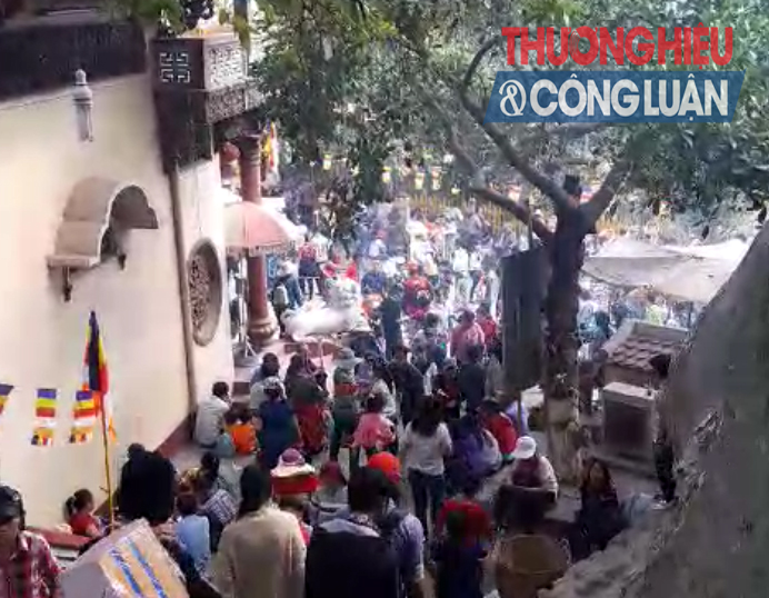 Hội xuân núi Bà Đen (Tây Ninh): Quá tải hệ thống cáp treo, máng trượt