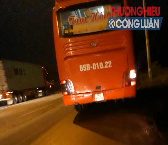 TP. Hồ Chí Minh: Sau Tết Đinh Dậu, xe dù, bến cóc hoạt động mạnh - Hình 5
