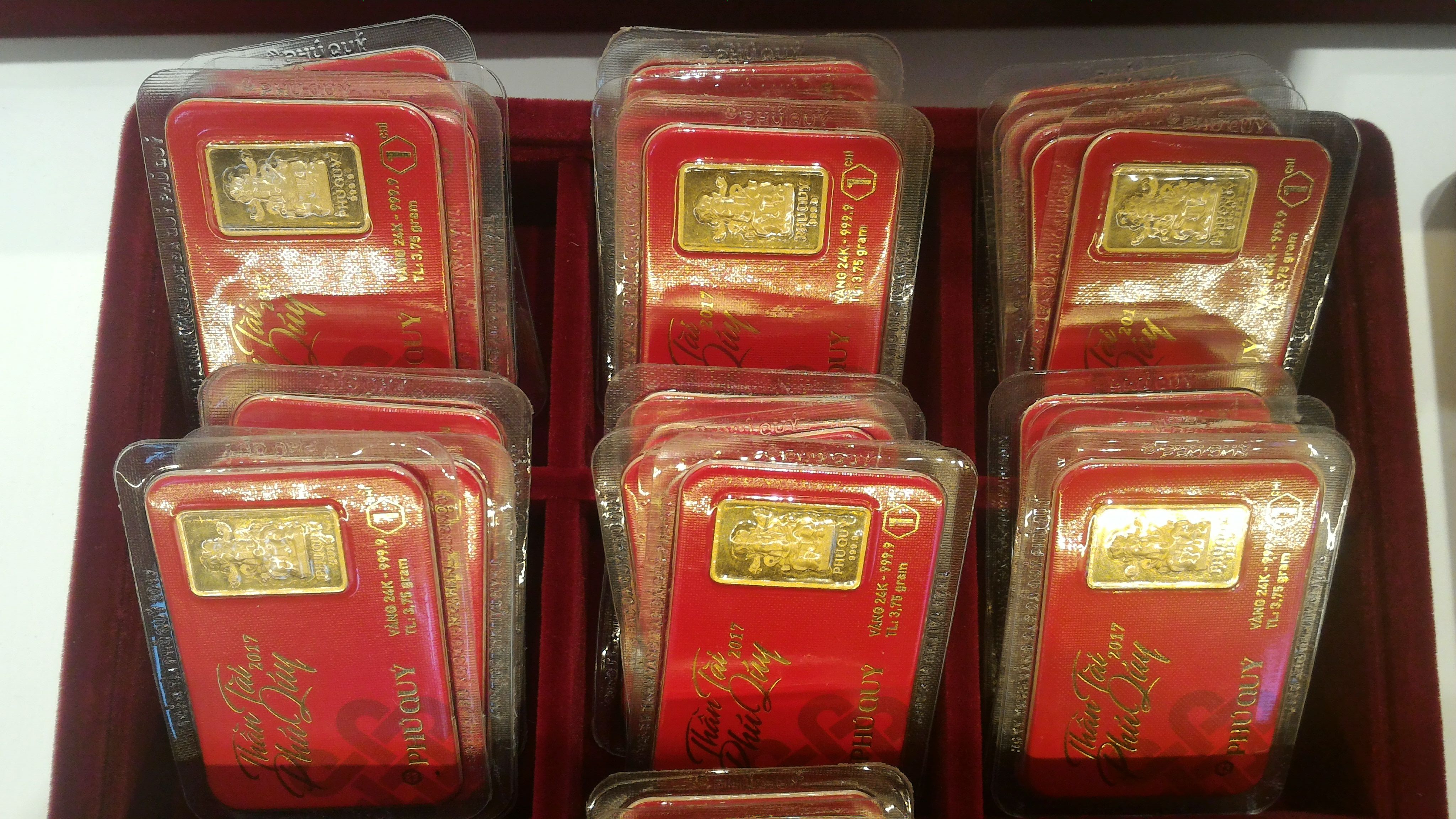 "Nơi vắng vẻ, chỗ chôn chân" ngày Vía Thần tài