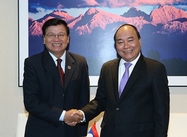 Thủ tướng Lào tới Việt Nam đồng chủ trì Kỳ họp lần thứ 39 Ủy ban liên Chính phủ hai nước - Hình 1