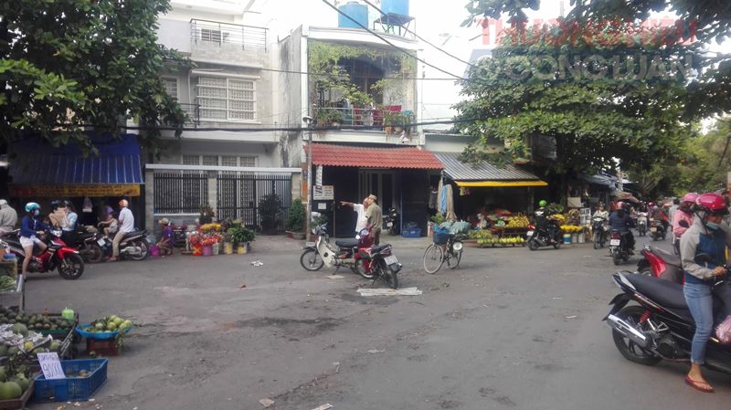 TP. Hồ Chí Minh: Họp chợ giữa ngã ba đường tại phường 17, quận Gò Vấp! - Hình 5