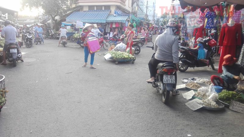 TP. Hồ Chí Minh: Họp chợ giữa ngã ba đường tại phường 17, quận Gò Vấp! - Hình 6