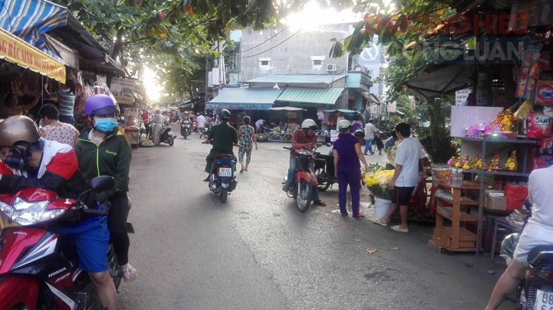 TP. Hồ Chí Minh: Họp chợ giữa ngã ba đường tại phường 17, quận Gò Vấp! - Hình 7