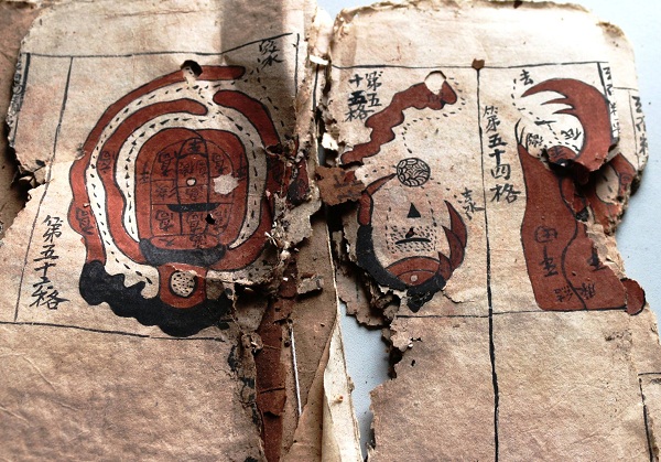 Hà Tĩnh: Phát hiện nhiều sách cổ Hán-Nôm quý hiếm lưu giữ tại nhà dân - Hình 4