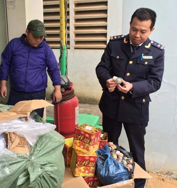 Lạng Sơn: Vận chuyển pháo nổ gia tăng