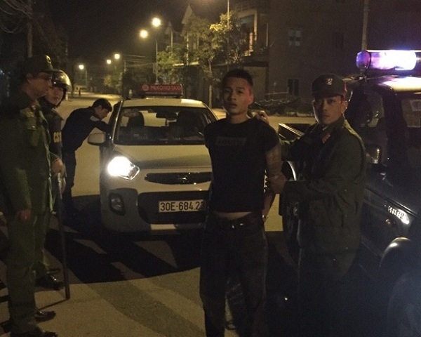 Hà Tĩnh: Cảnh sát khống chế, ngăn chặn 30 thanh niên hỗn chiến - Hình 1