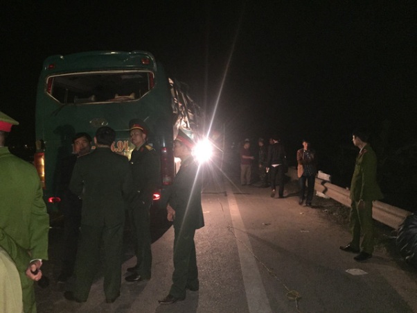 Quế Võ (Bắc Ninh): Xe khách phát nổ kinh hoàng 2 người tử vong - Hình 3