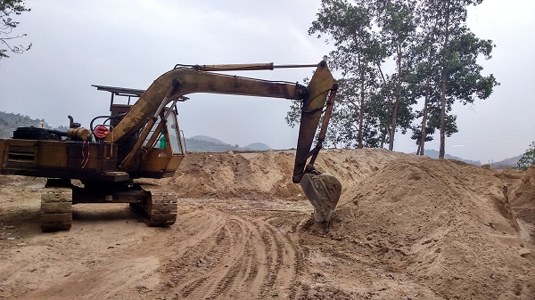 Thanh Hóa: Tạm đình chỉ công tác Chủ tịch UBND xã vì để “cát tặc” nhởn nhơ hoạt động