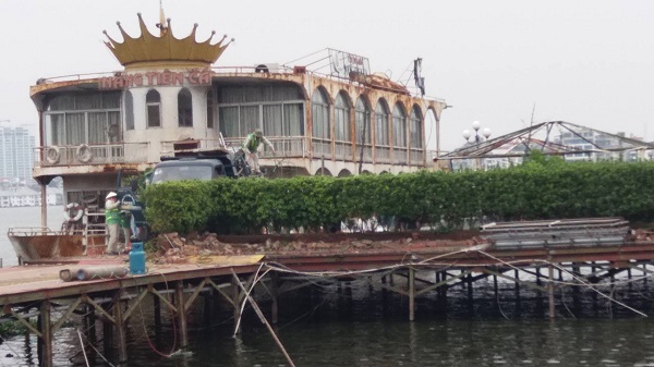 Hà Nội tiếp tục công tác phá bỏ nhà nổi Hồ Tây - Hình 9