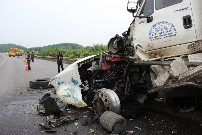 Cao tốc Thái Nguyên - Hà Nội: Xảy ra vụ tai nạn nghiêm trọng - Hình 2