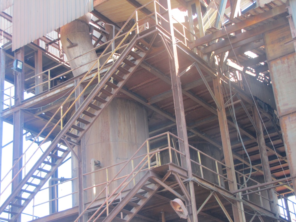 Đầu tư 2 nhà máy sắt gần 1.900 tỷ đồng rồi... 