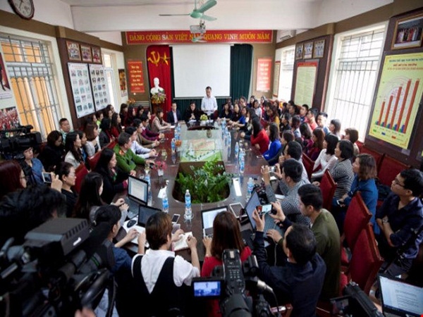 Khai trừ đảng nguyên Hiệu trưởng Trường Tiểu học Nam Trung Yên