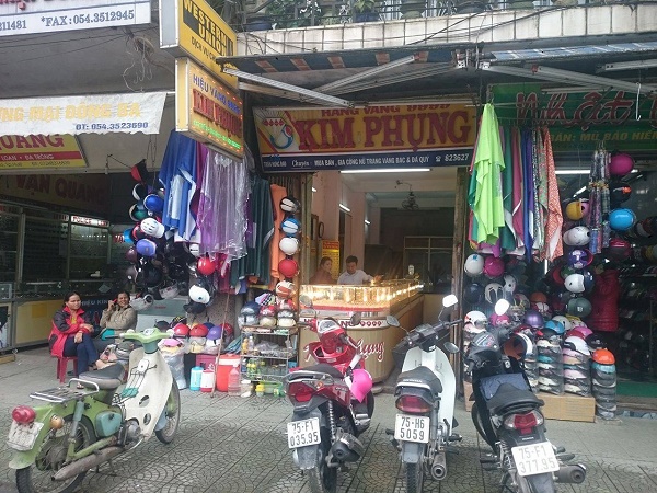 Thừa Thiên Huế: Bắt đối tượng cướp giật tiệm vàng - Hình 1