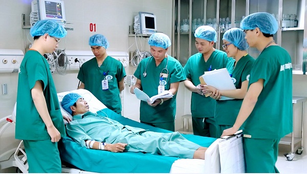 BVĐK tỉnh Phú Thọ: Lần đầu tiên phẫu thuật tim thành công - Hình 1