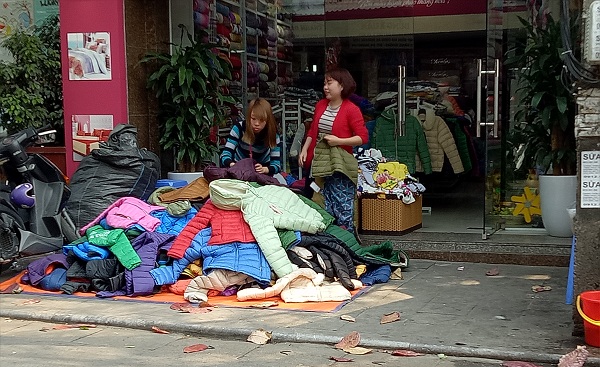 Thu phí sử dụng lòng đường, hè phố từ năm 2017