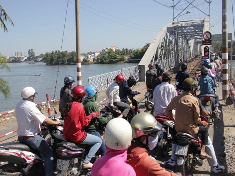 Đồng Nai: Truy tố 2 bị can trong vụ sà lan chở cát đâm sập cầu Ghềnh