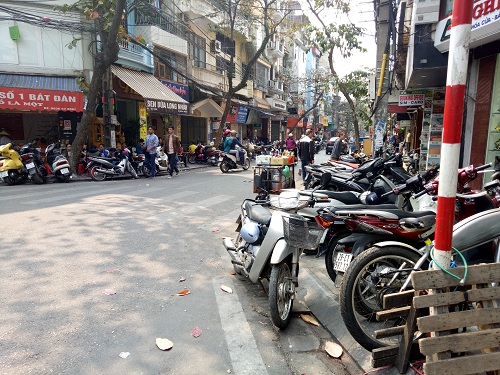 Nhộm nhoạm tại nhiều tuyến phố Hà Nội - Hình 4