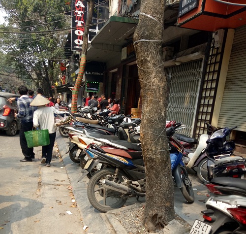Nhộm nhoạm tại nhiều tuyến phố Hà Nội - Hình 9