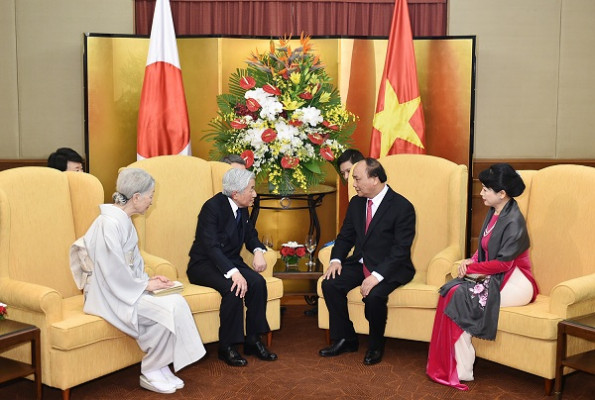 Thủ tướng Nguyễn Xuân Phúc hội kiến Nhà vua và Hoàng hậu Nhật Bản - Hình 1