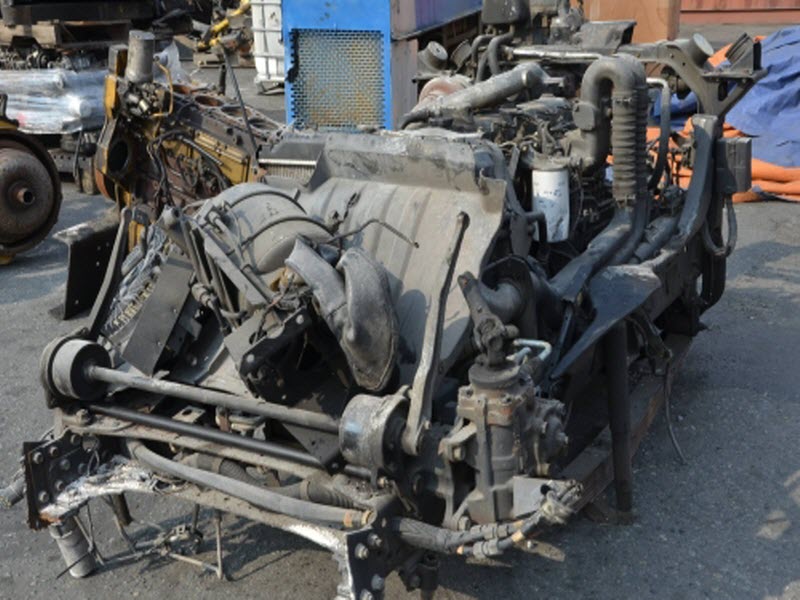 TP. HCM bắt giữ nhiều container chứa động cơ ô tô nhập lậu