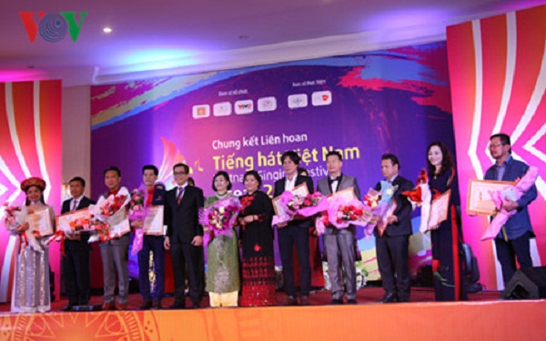 Chung kết Liên hoan Tiếng hát Việt Nam - ASEAN 2017 tại Lào - Hình 1