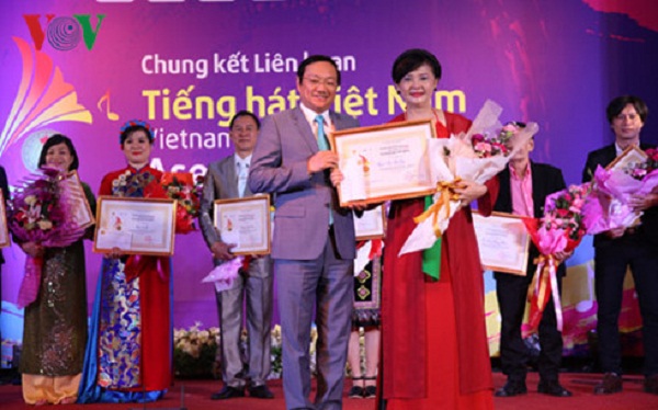 Chung kết Liên hoan Tiếng hát Việt Nam - ASEAN 2017 tại Lào - Hình 3