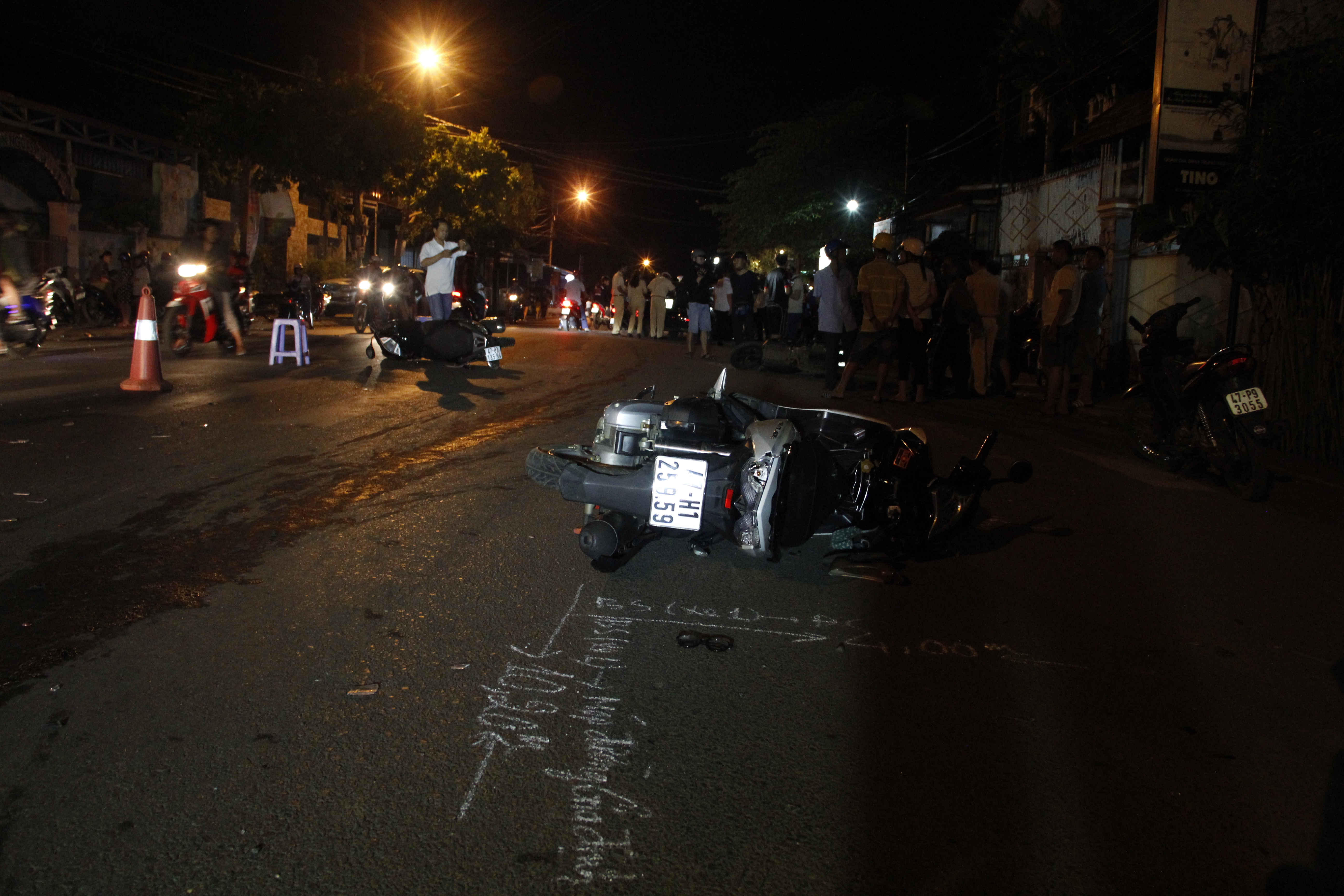 Đắk Lắk: Ô tô “điên” gây tai nạn liên hoàn, 8 người bị thương