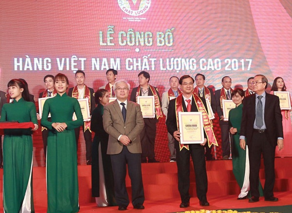 Sagrifood đạt danh hiệu Hàng Việt Nam chất lượng cao 2017 - Hình 1