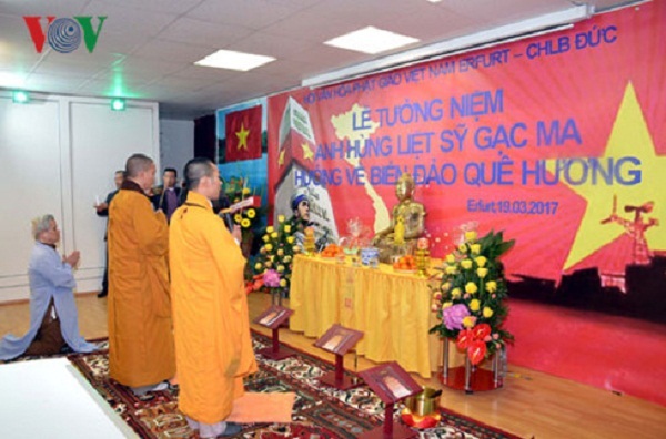 Tổ chức trọng thể Lễ tưởng niệm các anh hùng, liệt sỹ Gạc Ma tại Đức