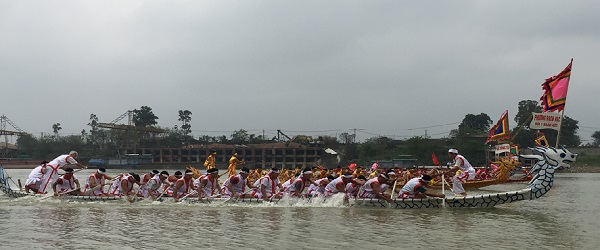 Giỗ Tổ Hùng Vương 2017: Tưng bừng Hội bơi chải truyền thống trên Sông Lô - Hình 4