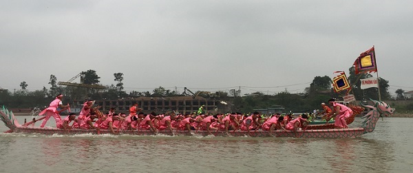 Giỗ Tổ Hùng Vương 2017: Tưng bừng Hội bơi chải truyền thống trên Sông Lô - Hình 5
