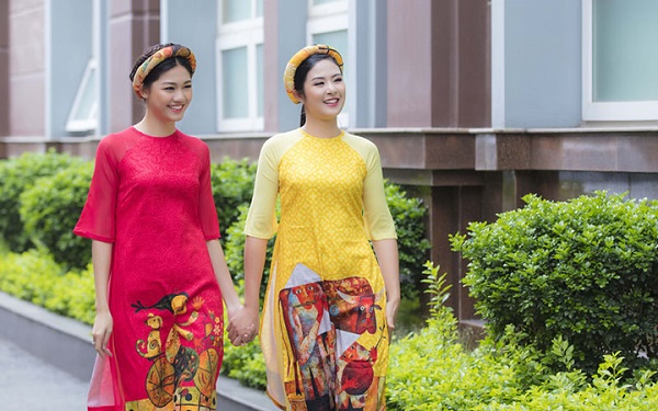 Hoa hậu Ngọc Hân “hội ngộ” Á hậu Thanh Tú