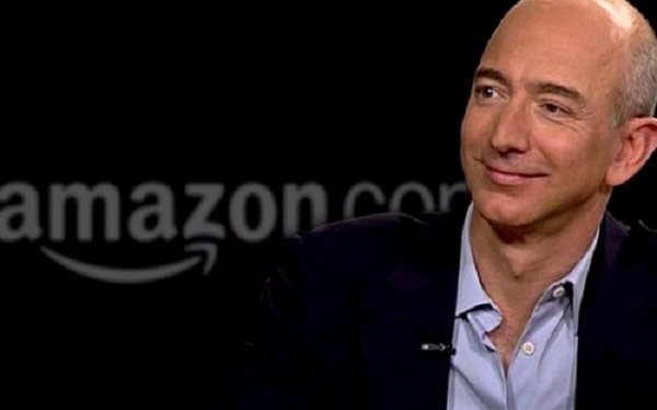 Amazon lớn gấp đôi Walmart về giá trị vốn hóa - Hình 1