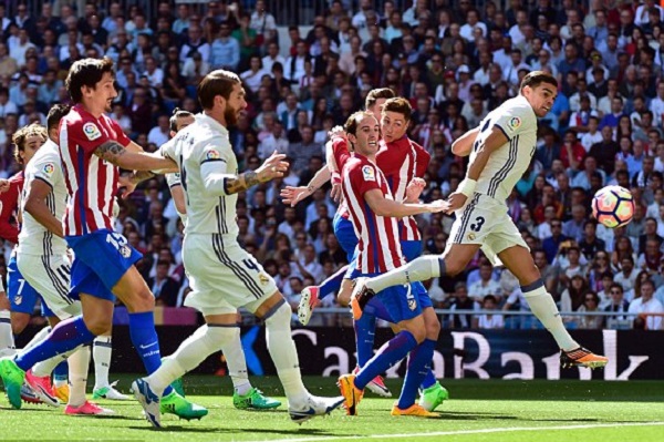 La Liga: Real Madrid và Atletico bất phân thắng bại - Hình 1