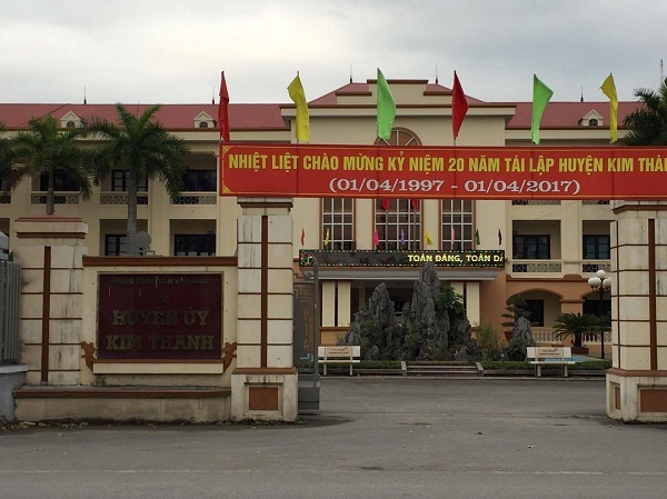 Huyện Kim Thành (Hải Dương): Xôn xao chuyện người nhà Bí thư, phó bí thư huyện cùng... làm quan?