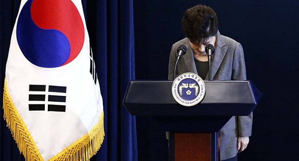Cựu Tổng thống Hàn Quốc Park Geun Hye chính thức bị truy tố - Hình 1