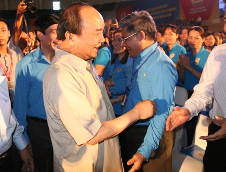 Thủ tướng chính phủ đối thoại với công nhân Miền Trung - Hình 1