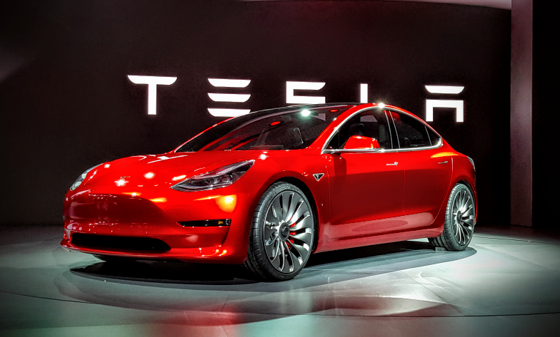 Tesla đặt cược Model 3 trong chiến lược dây chuyền lắp ráp mạo hiểm