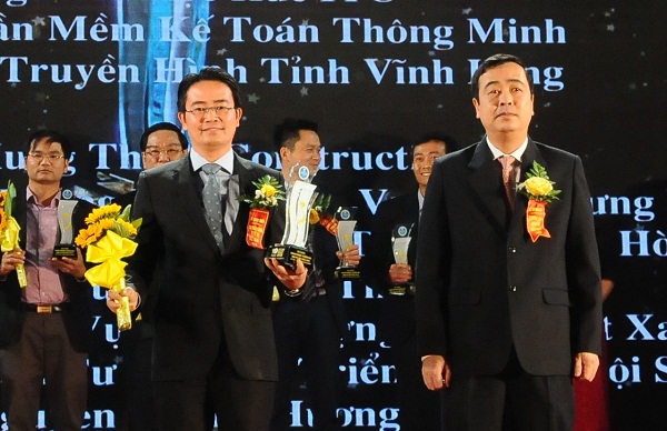 Big C đoạt giải thưởng “Doanh nghiệp Thương mại Dịch vụ tiêu biểu 2016”