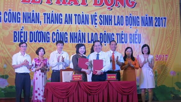 NutiFood bán hàng giảm giá và tặng học bổng cho công nhân tỉnh Bắc Ninh - Hình 3