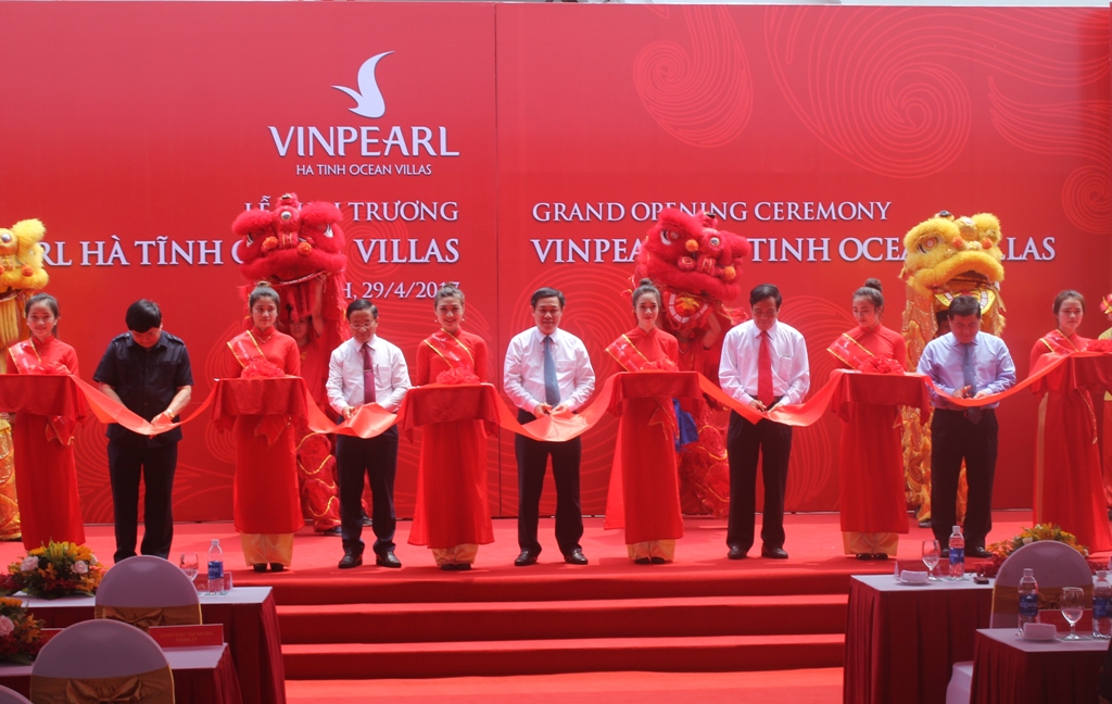 Tập đoàn Vingroup khai trương khu nghỉ dưỡng 5 sao Vinpearl Hà Tĩnh Ocean Villas