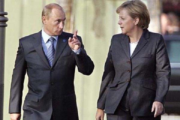 Thủ tướng Merkel thăm Nga: Lời chào của EU - Hình 1