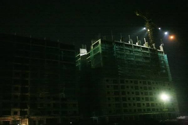 Hà Nội: Tạm dừng thi công công trình 16 tầng bị sập giàn giáo - Hình 1