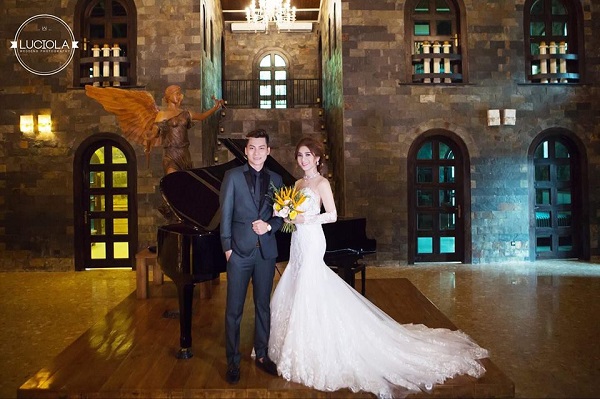 Ngắm trọn bộ ảnh cưới của Lâm Khánh Chi cùng chồng điển trai - Hình 5