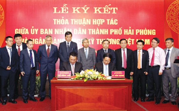 Techcombank và những "phi vụ" lùm xùm dư luận